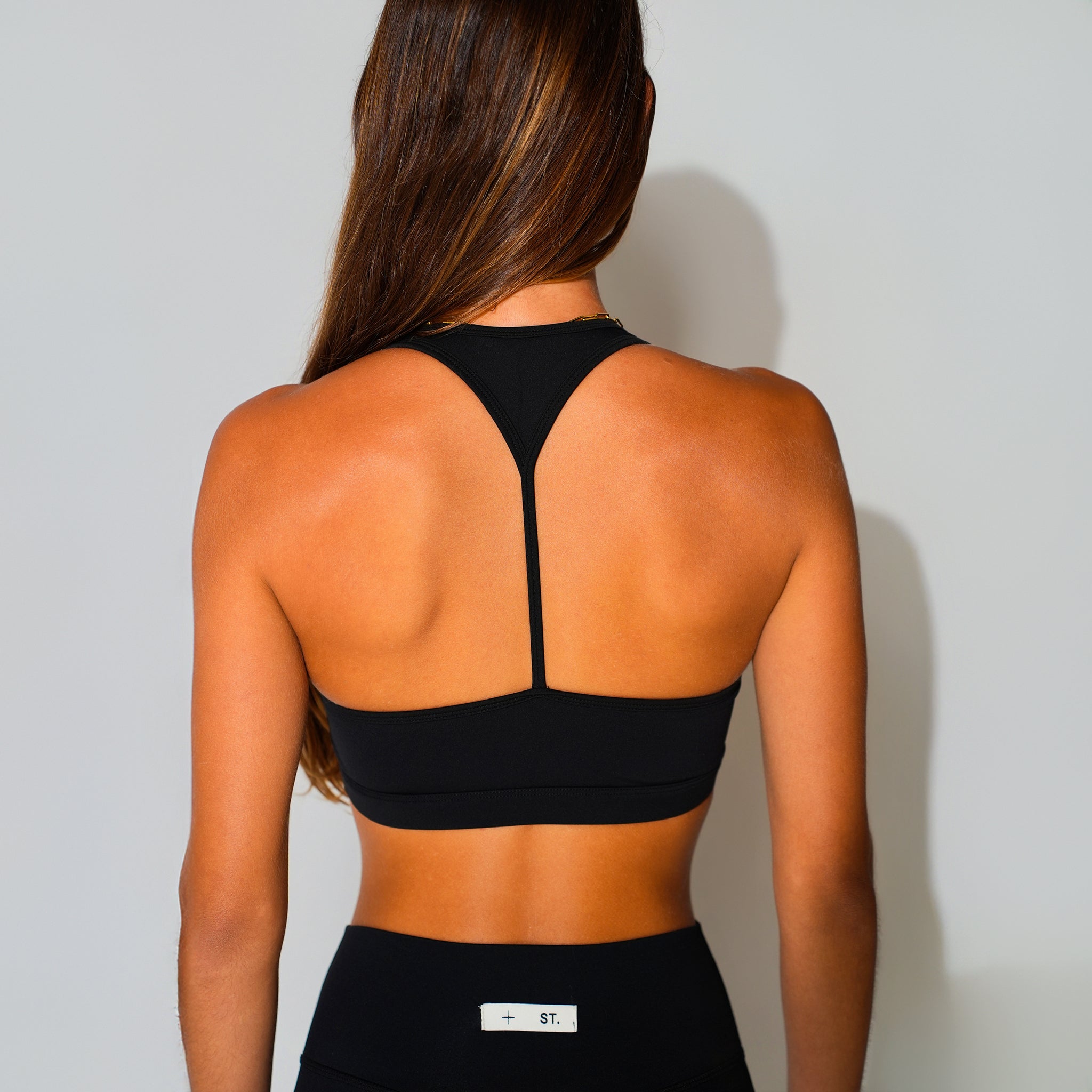 Y Line Sports Bra - Black